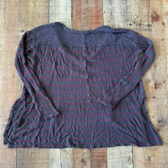 Free People Gray and red scoop neck long sleeve top women's size small - Picture 7 of 7
